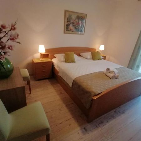 Apartmani Niki Hvar Hvar Town Bagian luar foto