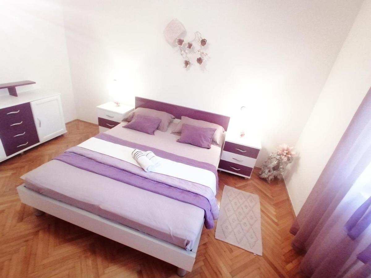 Apartmani Niki Hvar Hvar Town Bagian luar foto