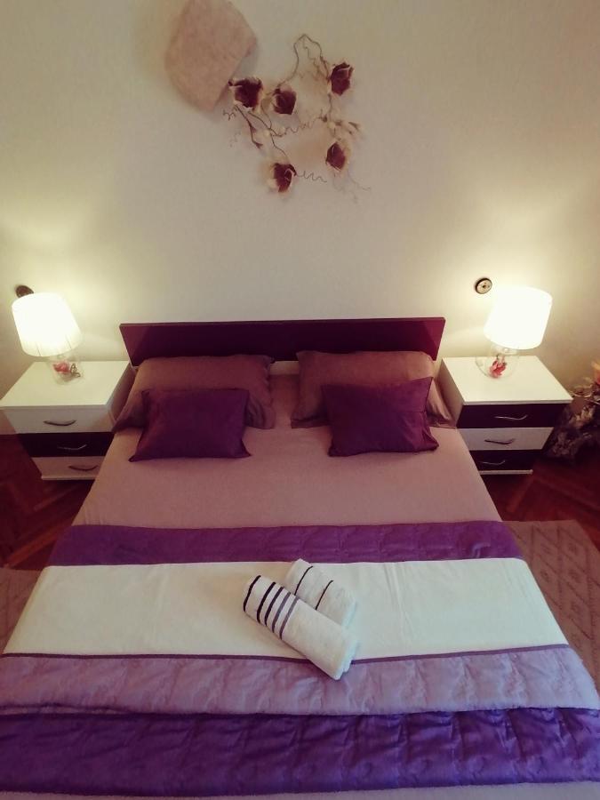 Apartmani Niki Hvar Hvar Town Bagian luar foto