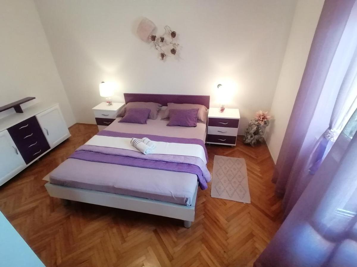 Apartmani Niki Hvar Hvar Town Bagian luar foto