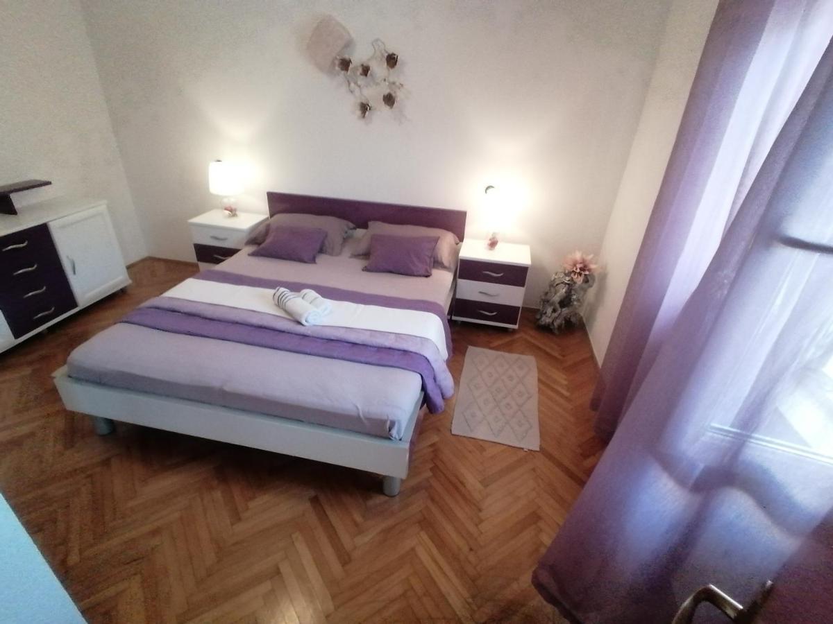 Apartmani Niki Hvar Hvar Town Bagian luar foto