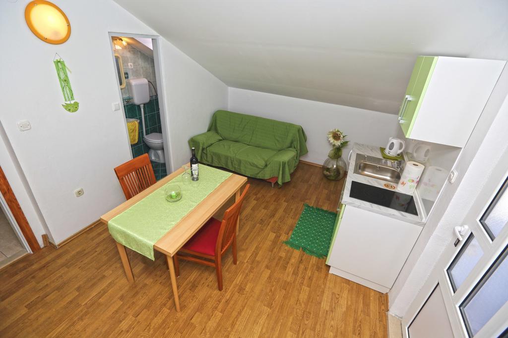 Apartmani Niki Hvar Hvar Town Ruang foto