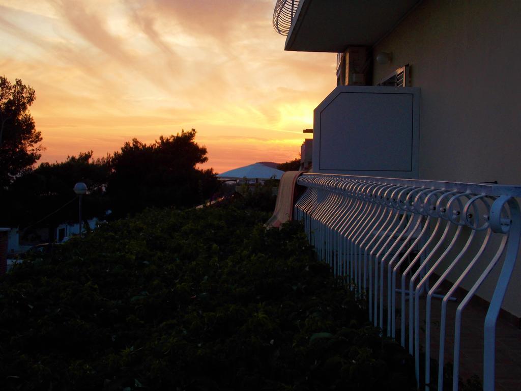 Apartmani Niki Hvar Hvar Town Bagian luar foto