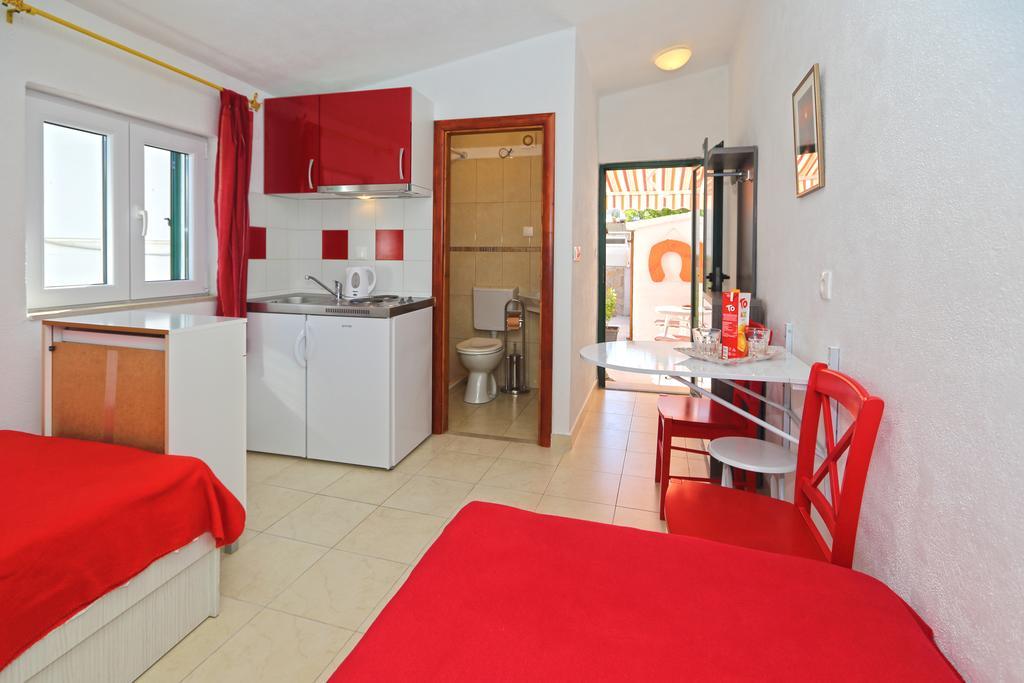 Apartmani Niki Hvar Hvar Town Bagian luar foto